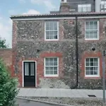 Detached Pet Friendly Cottage, 1 Parking Space