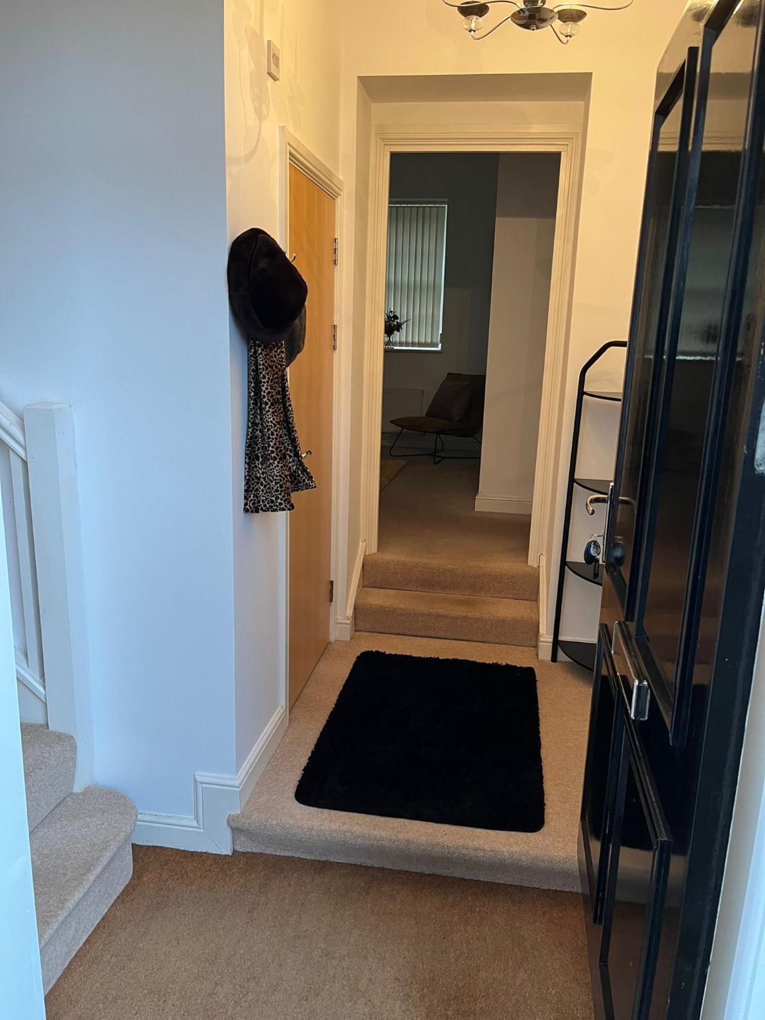 Detached Pet Friendly Cottage, 1 Parking Space *